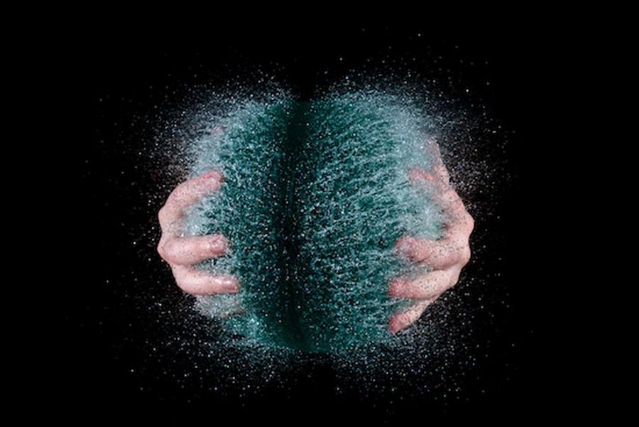 Water Balloons in High Speed Photography 3