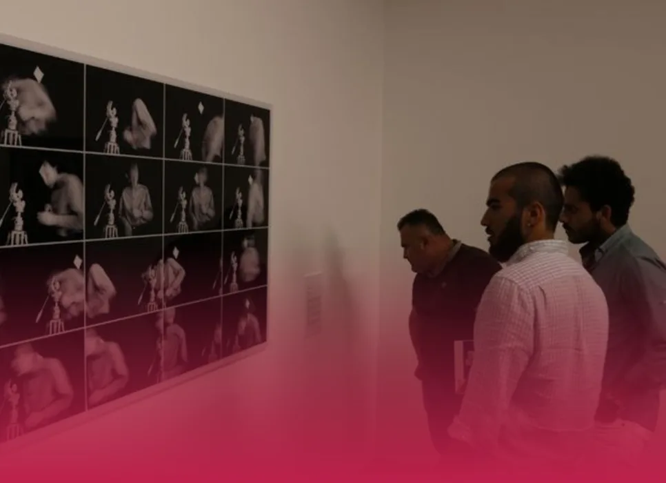 Otoportrelerle ‘Beni Bul’ sergisi png