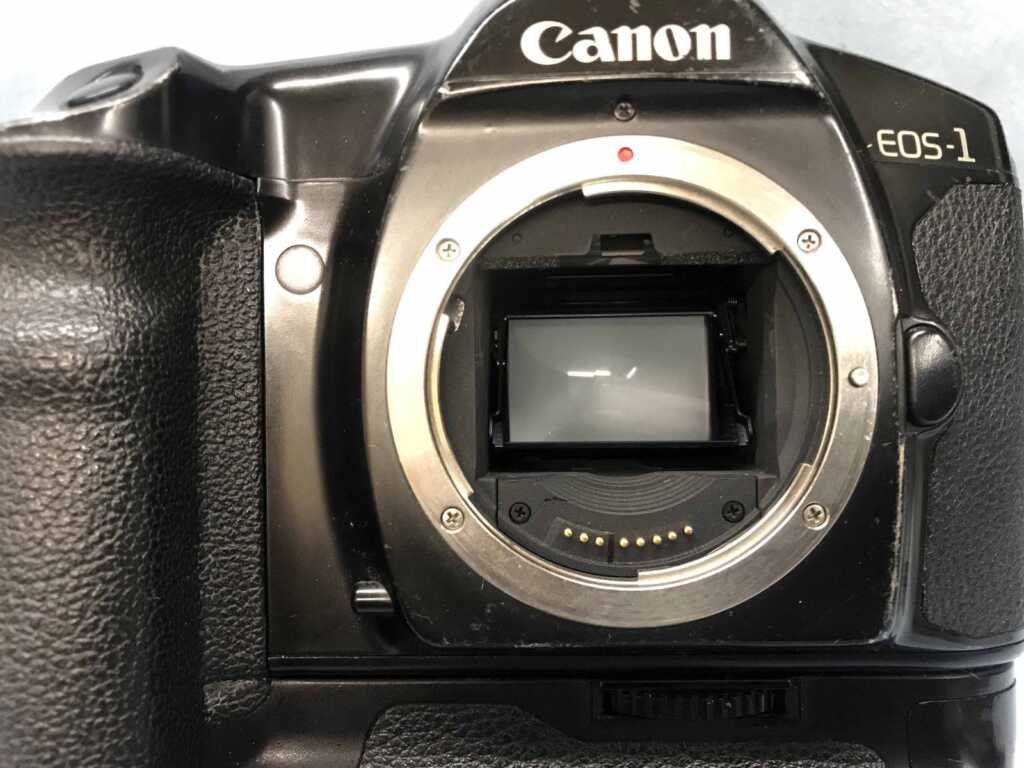 Fotoğraf Dünyasının CANON EOS efsanesi 3 eos1