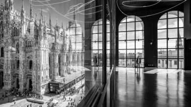 Dünya Mimarlık Festivali Aday Fotoğrafları Açıklandı! 4 Marco Tagliarinos photograph of The Piazza Duomo in Milan Italy by Italo Rota and Fabio Fornasari Source Marco Tagliarino