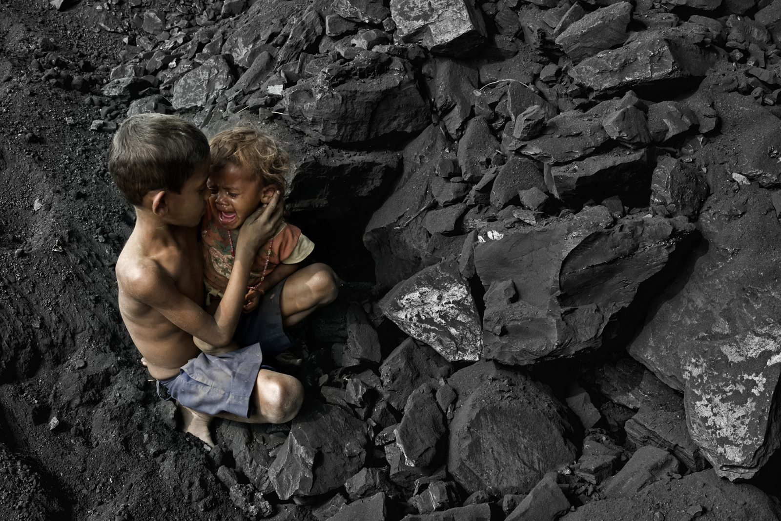 Dünya Yardımseverlik Fotoğraf Yarışması 2018 1 brothers 2