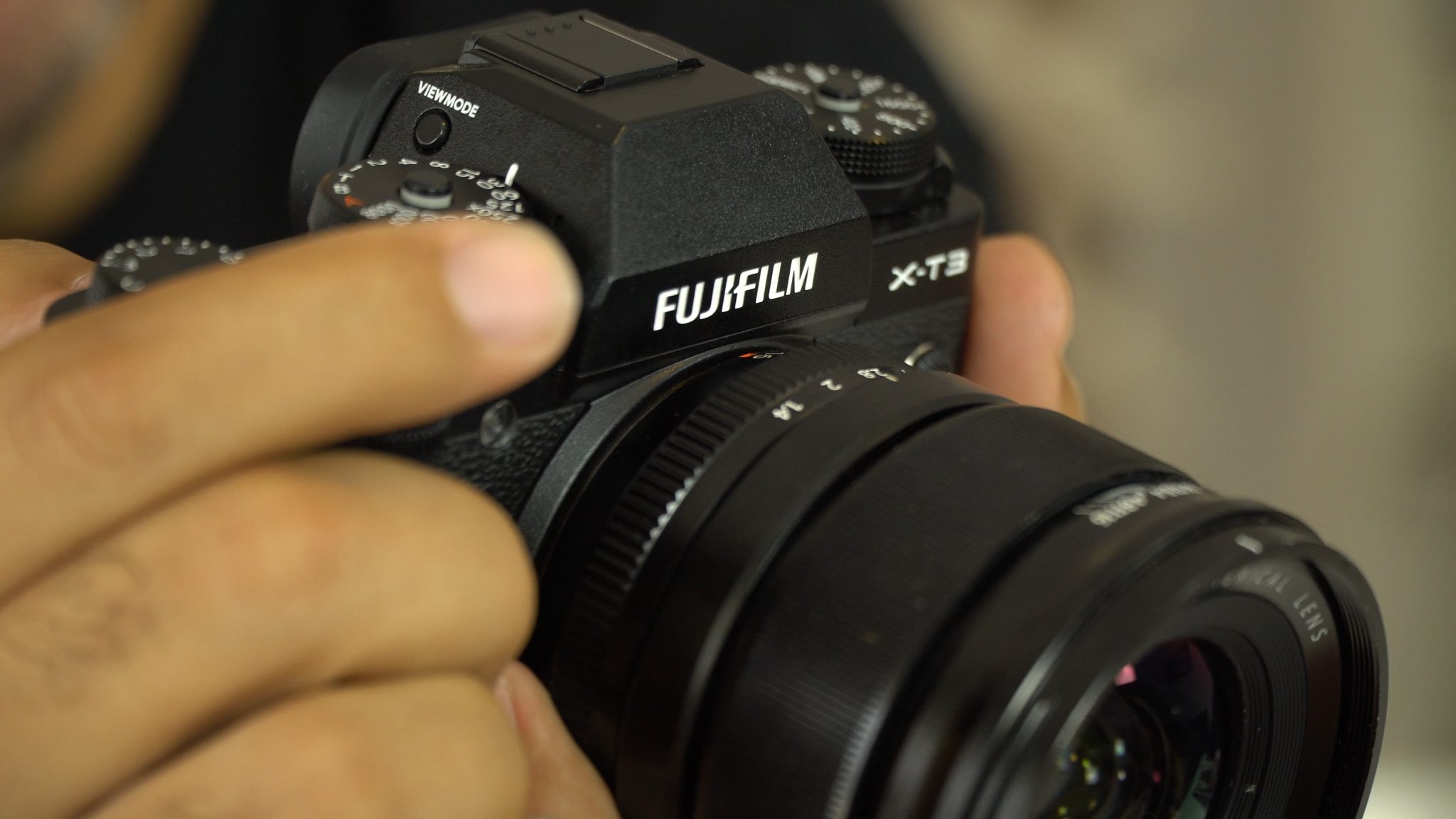 Fujifilm X-T3 4 C0010.MP4.08 33 42 23.Still001
