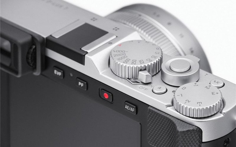 Leica, Kompakt Fotoğraf Makinelerinin "İsveç Çakısı" niteliğindeki D-Lux 7'yi Tanıttı. 5 angle2