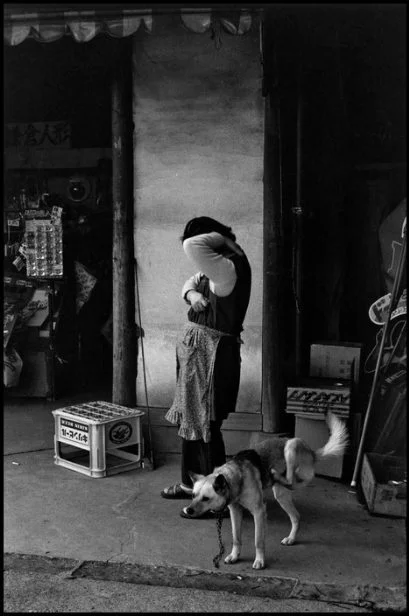 Elliot Erwitt Portfolyosu: Bir Muzip Adam 10 japonya 1977