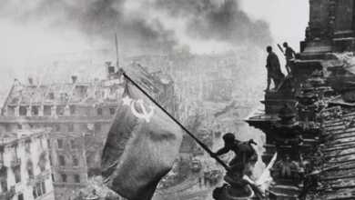 Khaldei Yevgeny 1945 SG 5 1 Edit 620x400