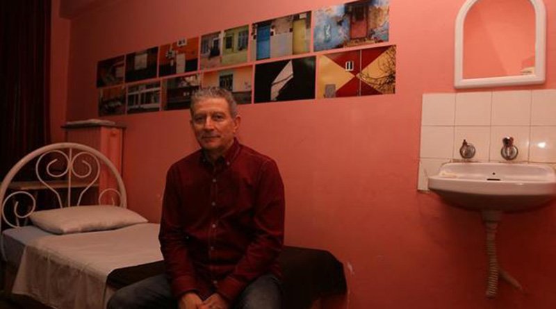 23 oda 23 fotoğrafçı 1 Fotokolektif Atölyesi üyeleri Ulus’taki Tuna Otel’in 23 odasını 23 sanatçı için fotoğraf galerisine çevirdi