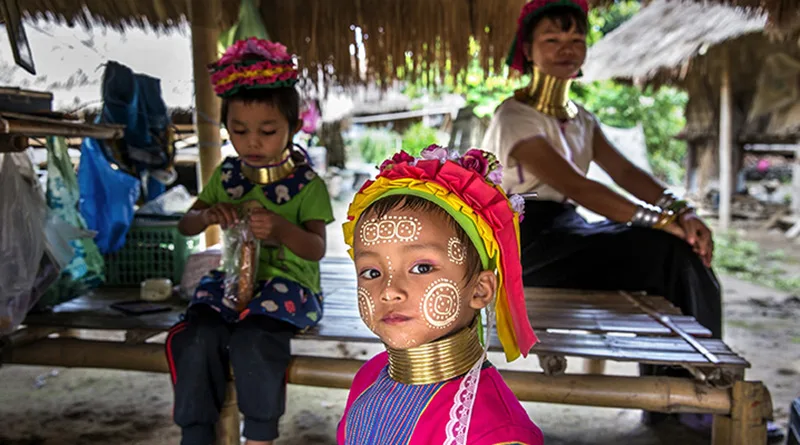 Kuzey Tayland Dağ Kabileleri header jpg