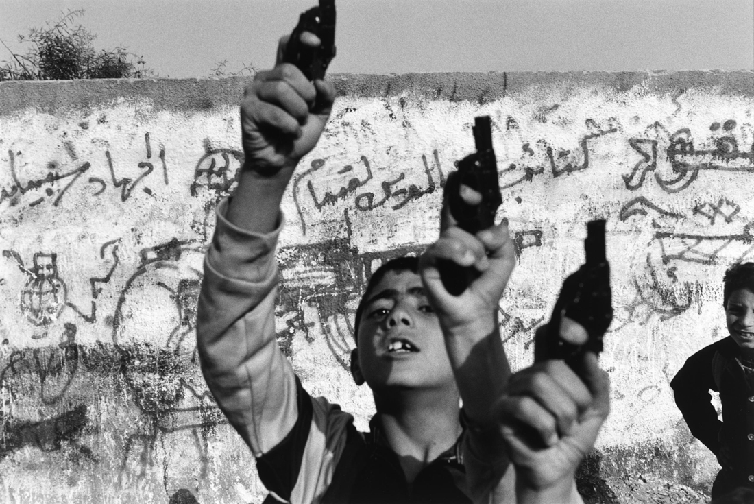 Larry Towell : Vizörden Kaleme 8 Lvds Larry Towell