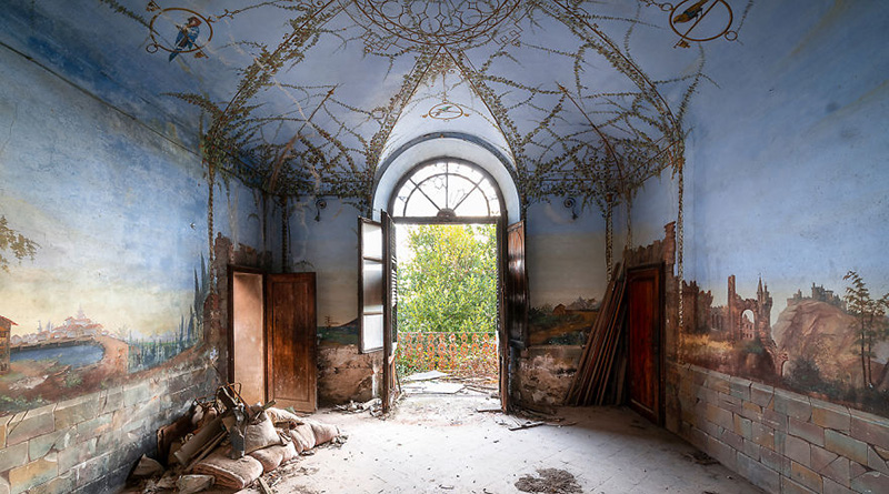 Roman Robroek : Terk edilmiş İtalyan freskleri 1 abandonedpaintingdrawing6 5c8aaa49c30f6 880 header