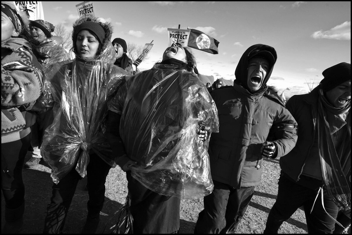Larry Towell : Vizörden Kaleme 15 standing rock pipeline photos larry towell 19