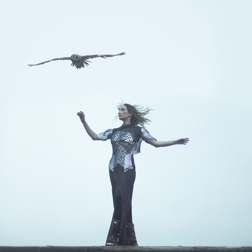Stephanie Pearl : Dark Wonderland 8 Dark Wonderland Photography by Featured PurplePort Photographer Stephanie Pearl 5cacaac40b750 880