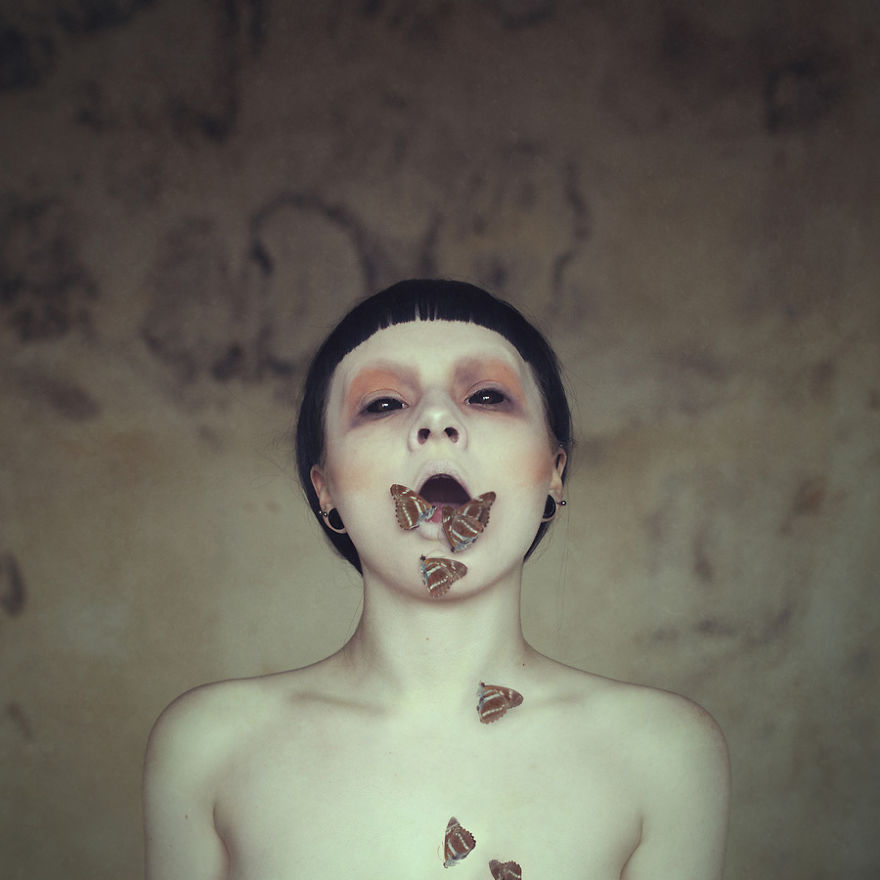 Stephanie Pearl : Dark Wonderland 9 Dark Wonderland Photography by Featured PurplePort Photographer Stephanie Pearl 5cacaad0c1db6 880