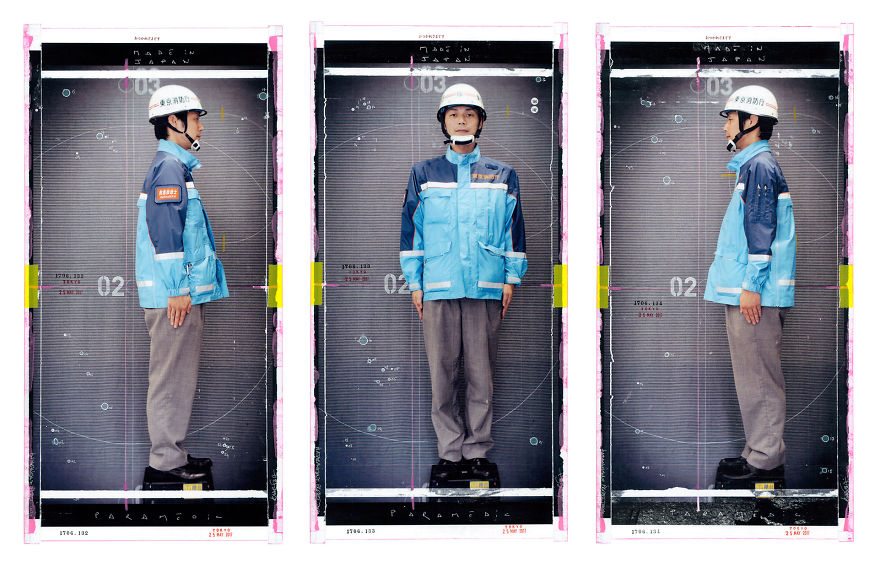 Frank Le Petit : Hatarakimono 8 Photographer creates project with 100 Japanese workers and their uniforms paying homage to these people who really enjoy working 5ca5b0bb346f7 880