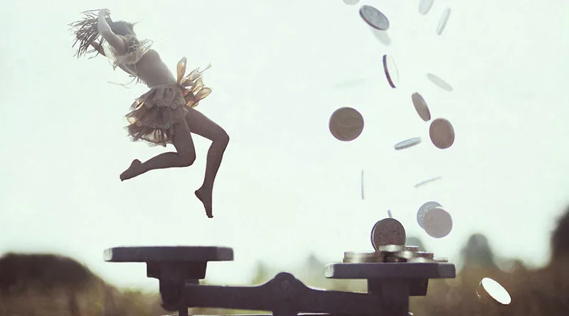 dark wonderland header jpg