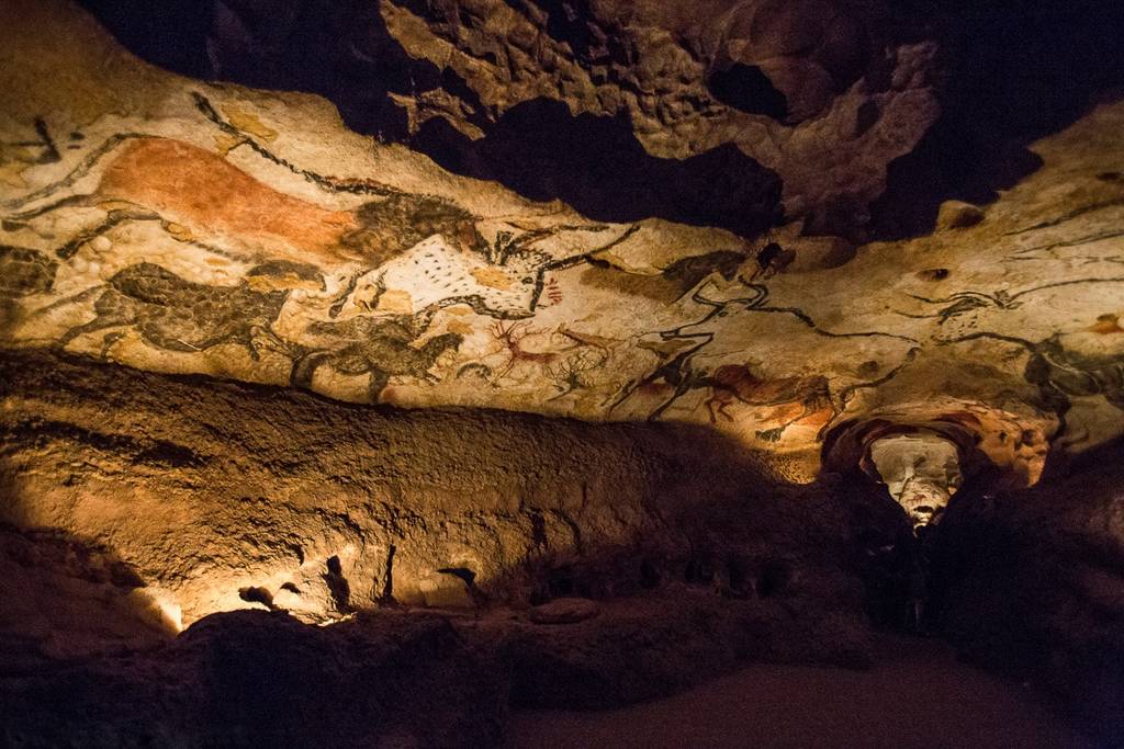 mağara resimleri lascaux mağarası