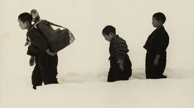 Dile Getirilemeyen Kelimeleri Anlatabilmek - Hiroshi Hamaya 1 Japan plate 6 1 620x400 1 jpg