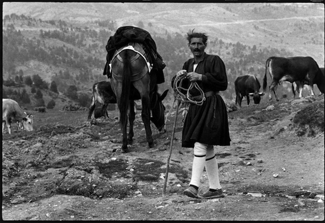 Constantine Manos : Yunan Fotoğrafçılığında Bir Şair 3 7a 1
