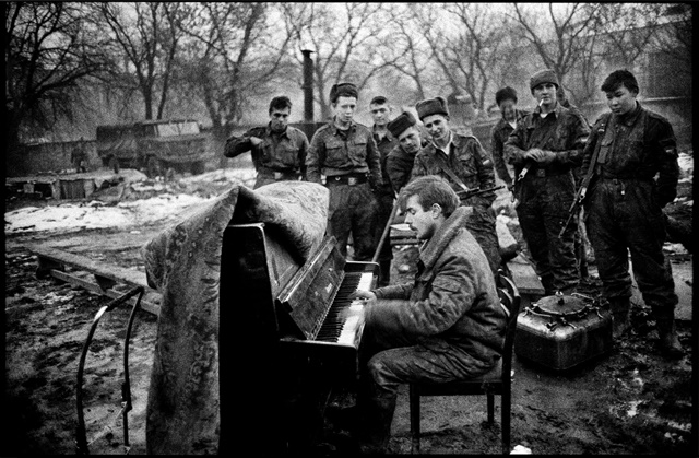Alain Keler : Zamanın Tanıklığını Yapan Fotoğrafçı 4 95 0110 35a TCH S