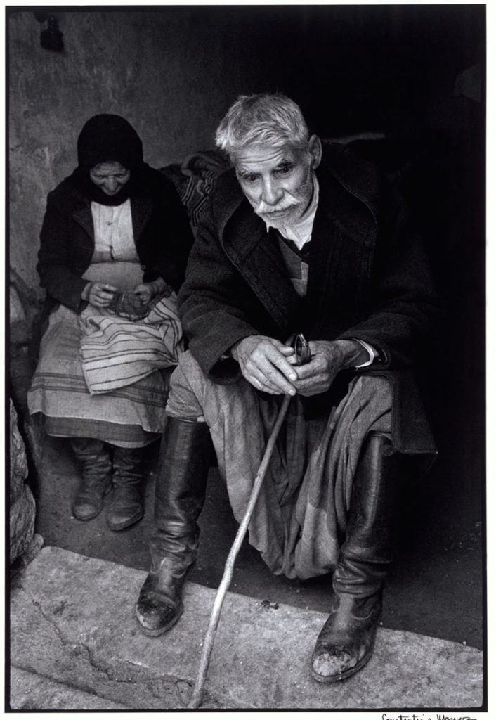 Constantine Manos : Yunan Fotoğrafçılığında Bir Şair 8 Greek Portfolio 3 706x1024 1