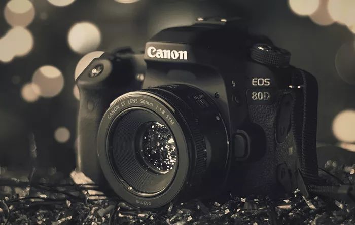 Canon EOS 80D review featured