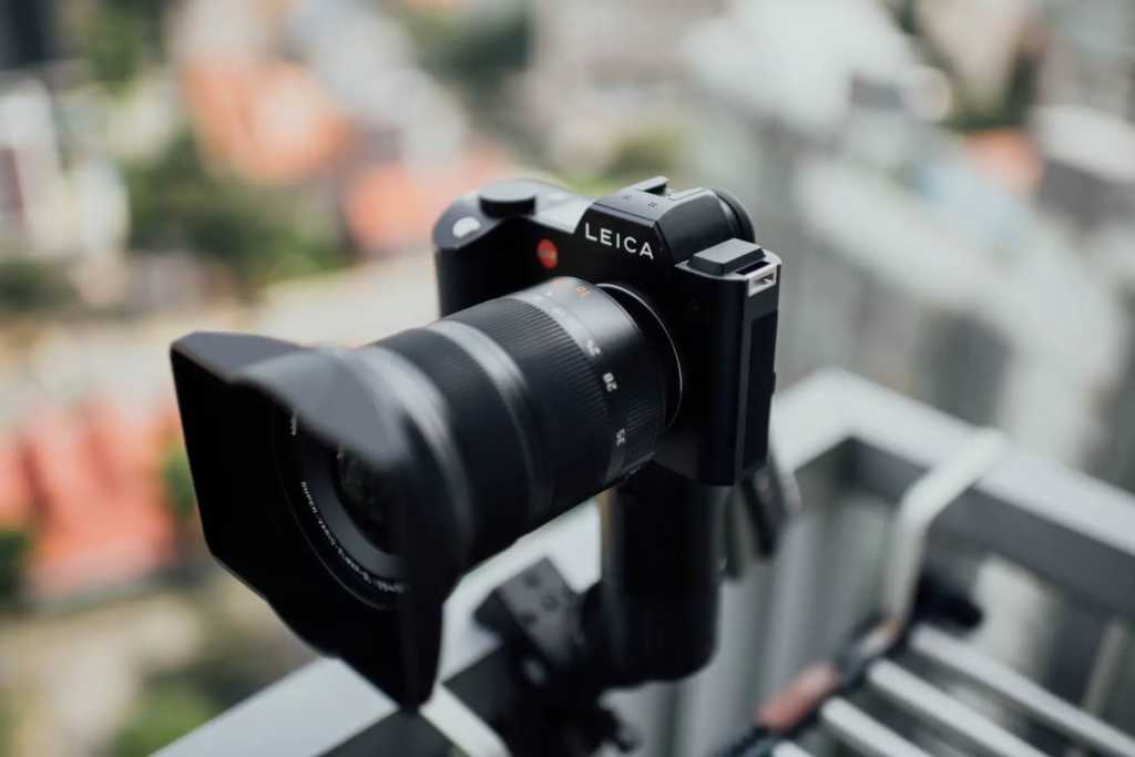 Markaların Savaşı: Fujifilm vs. Leica 6 chuttersnap AJAYeeti4Vg01
