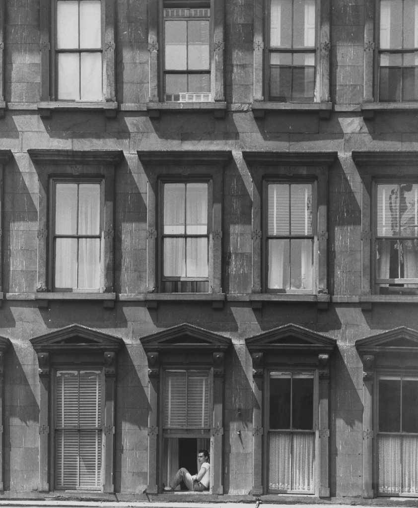 1946 Sixth Avenue
