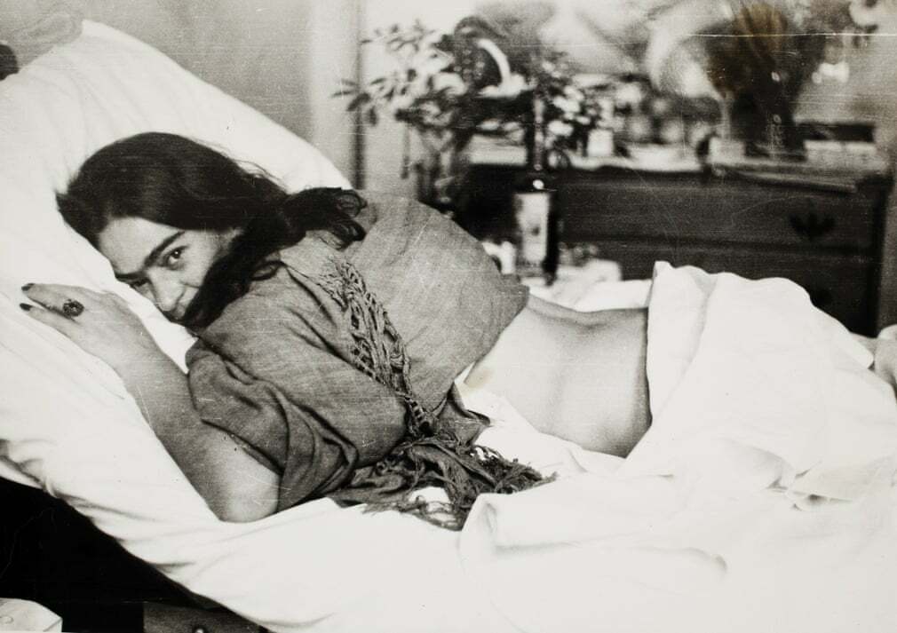 Frida Kahlo at home 15