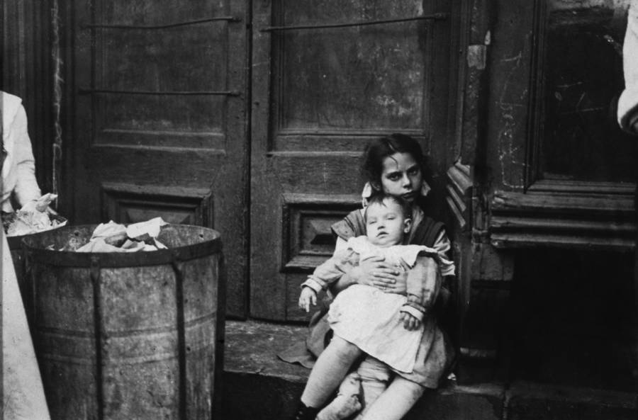 Jacob Riis : How the Other Half Lives
