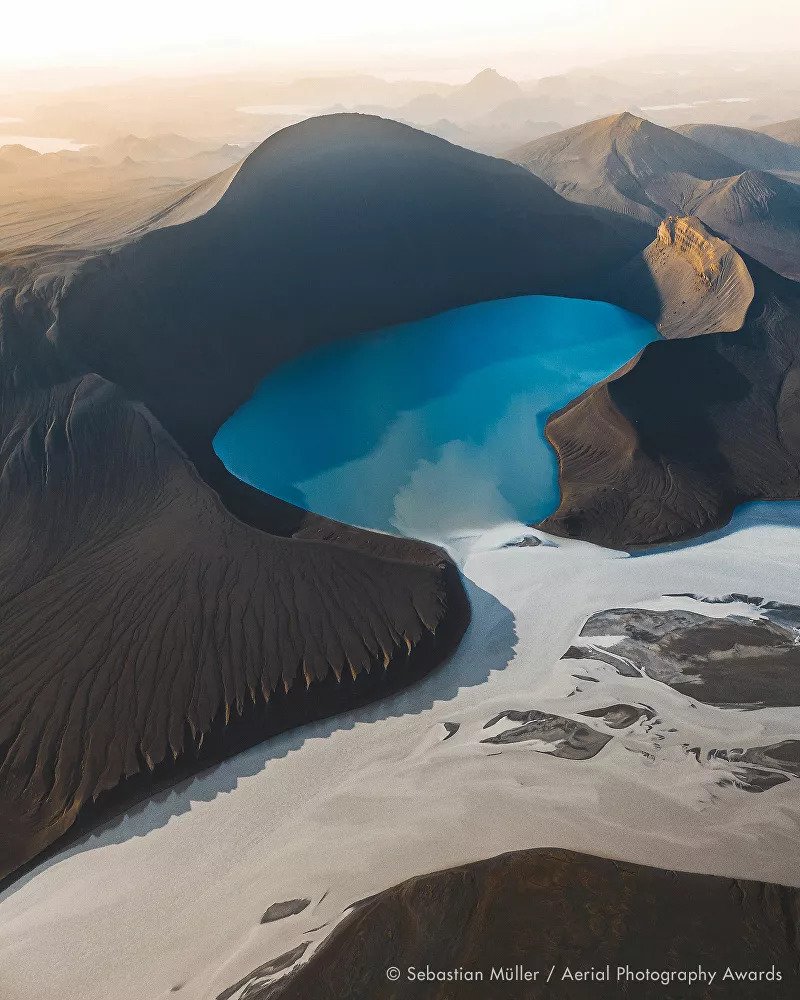 Aerial Photography Awards 2020 3 a8606109c7b7