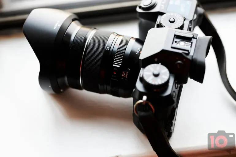 Fujifilm 10-24mm F4 R OIS WR Çarpıcı Renklere Sahip 4 Chris Gampat The Phoblographer Fujifilm 10 24mm f4 R OIS WR product images 2.81 40s1600 770x513 1
