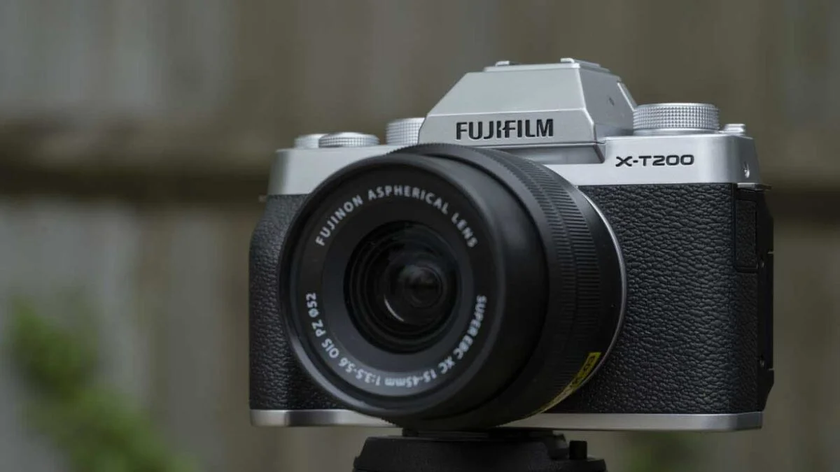 Fujifilm X T200 review 2 1410x793 1