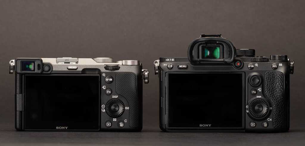 Sony a7C vs a7III rear