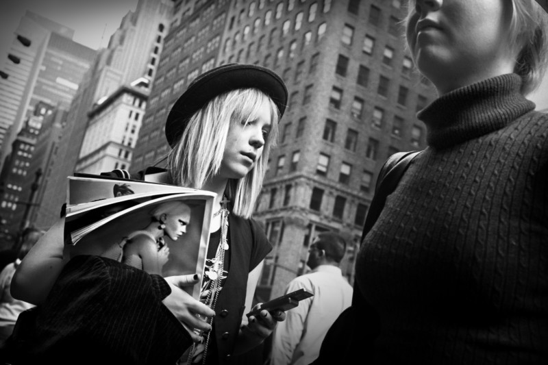 En İyi 25 Modern Sokak Fotoğrafının Keyfini Çıkarın 4 3rd Place Robert Virga Broadway New York NY 2015 800x533 1