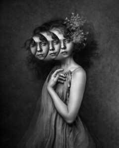 2deaa45b8a527a65acc89f96f66647a8.The20Moongirl