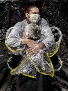 003 World Press Photo of the Year Nominee Mads Nissen Politiken Mads Nissen Politiken Panos Pictures 600x800 1