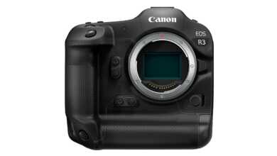 Canon EOS R3 Front