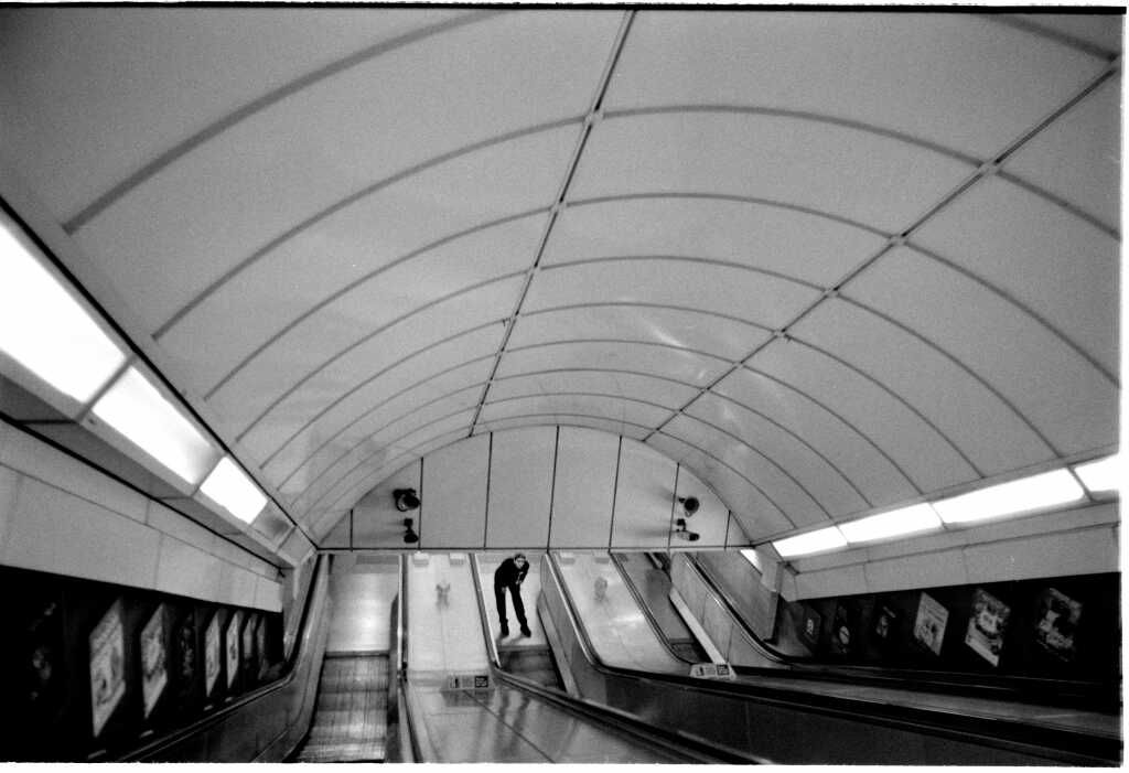 Minimalizm dilini film fotoğrafçılığında kullanmak 5 CWA1Gsl 1024x701 1