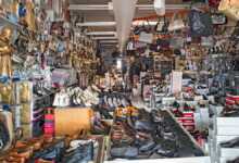 Melbourneun Kaybolan Kucuk Isletmelerine Fotografli Bir Saygi Zaman Yolculugunun Bir Bicimidir header