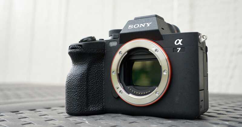 2021'deki En İyi Aynasız Fotoğraf Makineleri 4 sony alpha 7 iv a7iv camera review 800x420 1