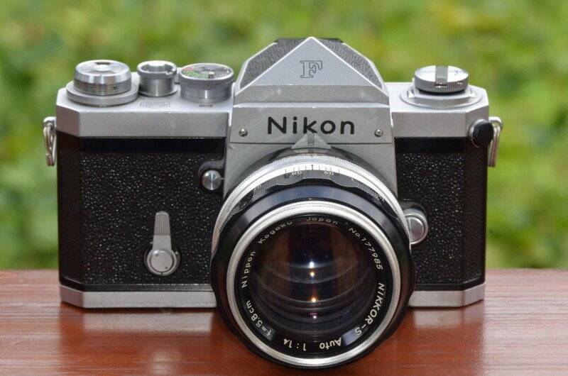 Z9, Nikon'un Piyasaya Çıkardığı En Ucuz Pro Kamera mı? 3 nikon f slr from 1959 800x530 1
