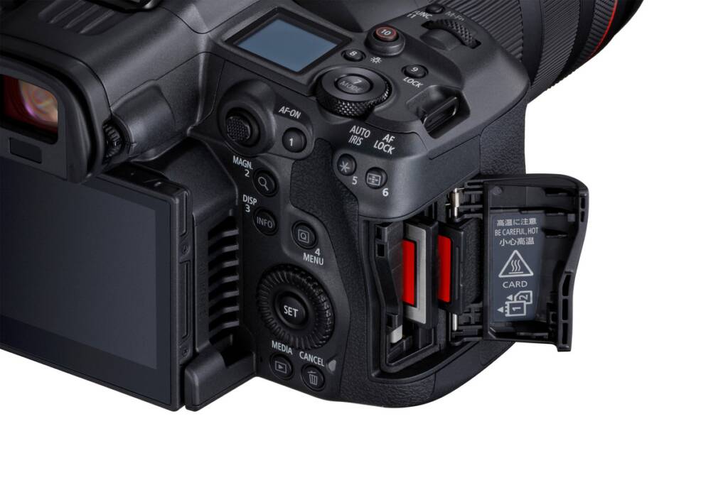 Canon EOS R5 C Card slots CFe SD