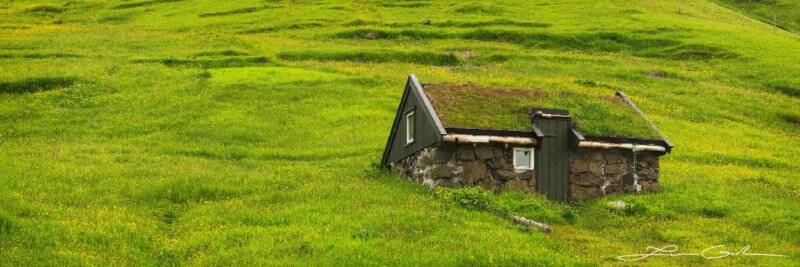 Frodos House Faroe Islands Gintchin Fine Art 800x267 1