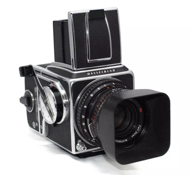2022'de Satın Alınacak En İyi Orta Format Film Kameraları 4 Hasselblad 500 CM CC