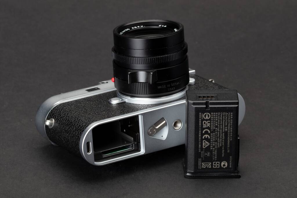 Leica M11 battery