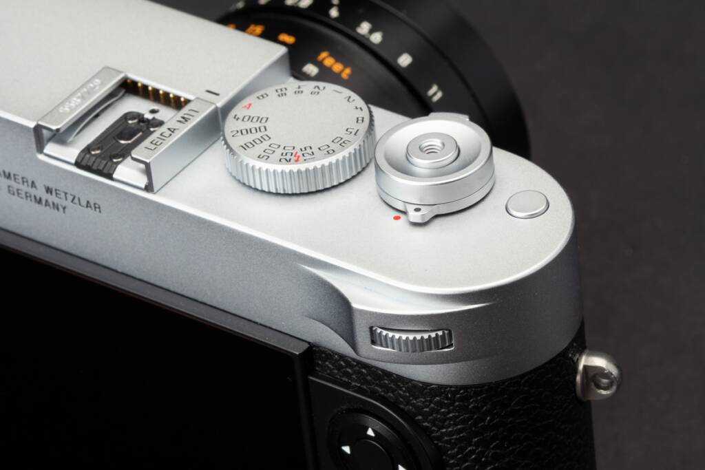 Leica M11 controls