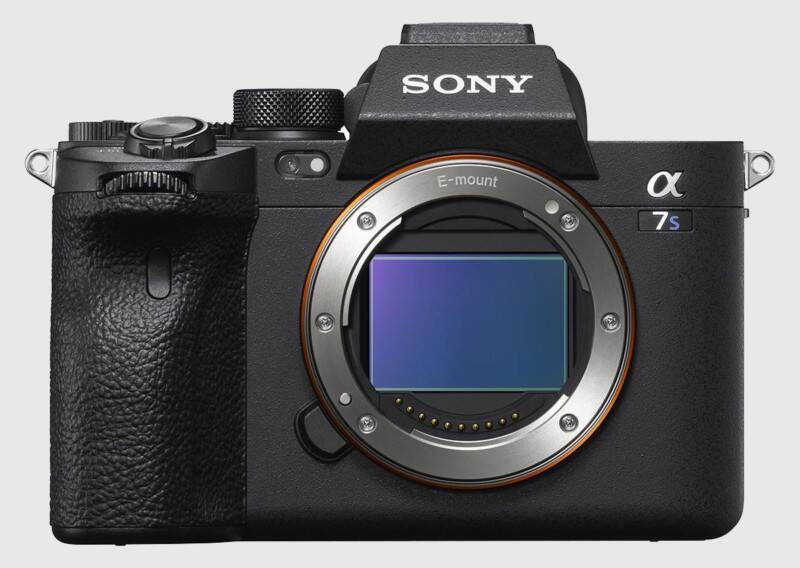 2022'nin En İyi Aynasız Fotoğraf Makineleri 1 isoa7sm3 800x568 1