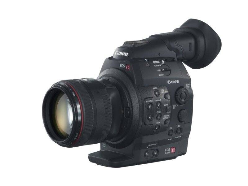 Canon EOS 35 Yaşında: Onlarca Yıldır Yapılan Kamera Yeniliklerine Bir Bakış 6 eos c300