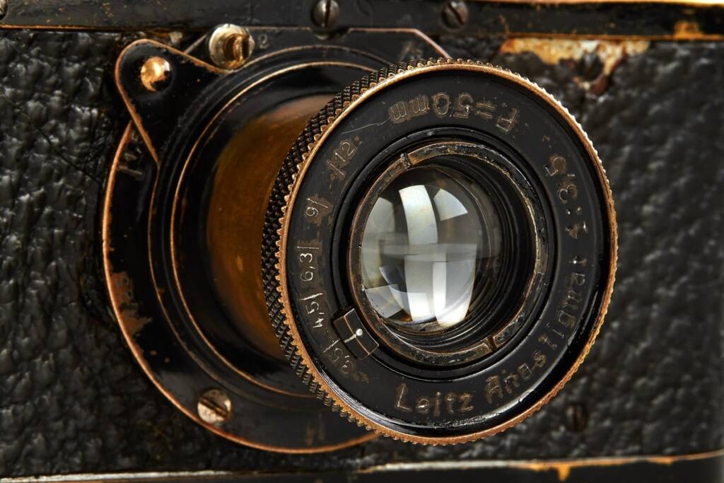 1923'ten Nadir 0-Serisi Leica'nın Müzayedede 3,2 Milyon Dolara Getirmesi Tahmini 3 Leica 0-Serisi No. 1923.