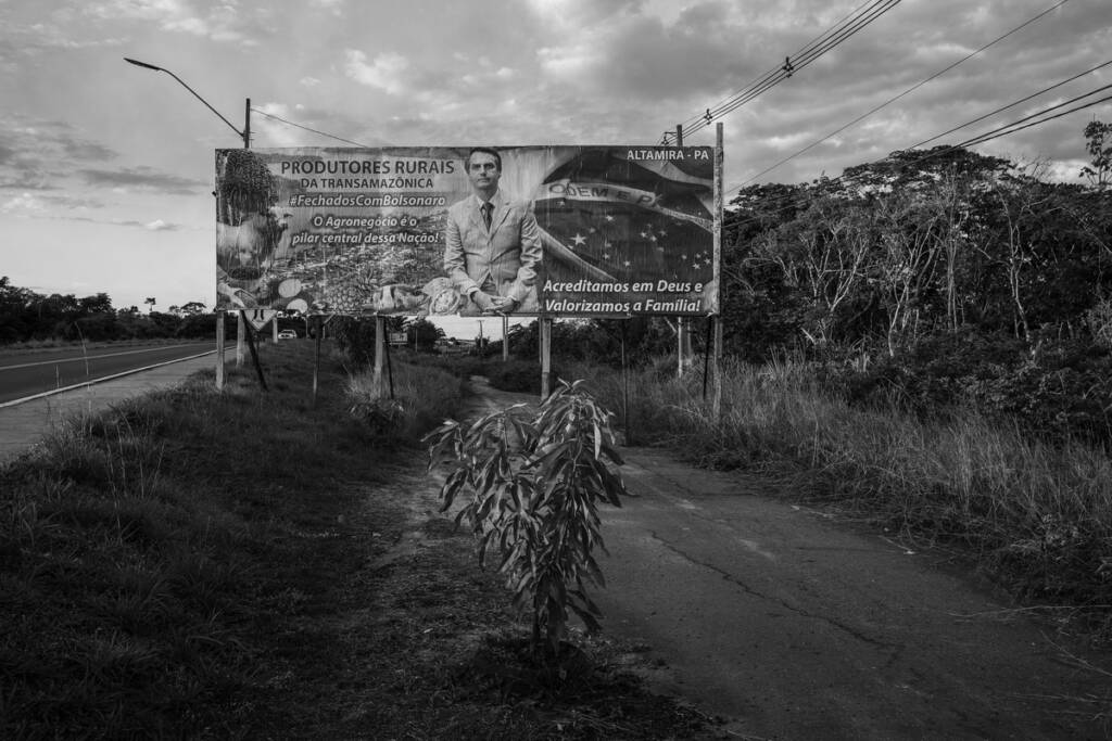 107 South America Long Term Projects Lalo de Almeida for Folha de São Paulo Panos Pictures