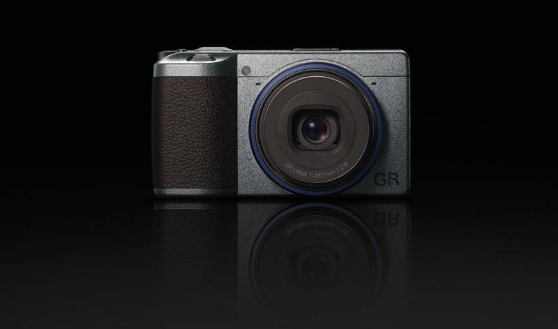 Ricoh, GR IIIx Urban Edition Özel Sınırlı Kamerayı Piyasaya Sürüyor 6 GR IIIxUE Solo 01 front